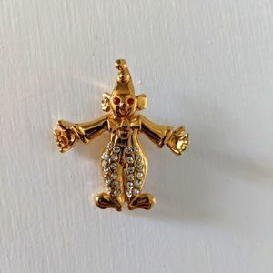 Vintage Gold Tone Jester Pin Brooch with Rhinestones